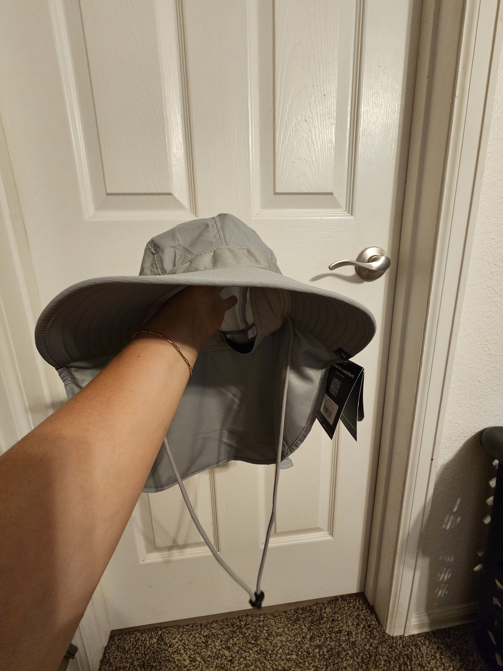 Light Gray Farmer's Defense Sun Hat with Chin Strap